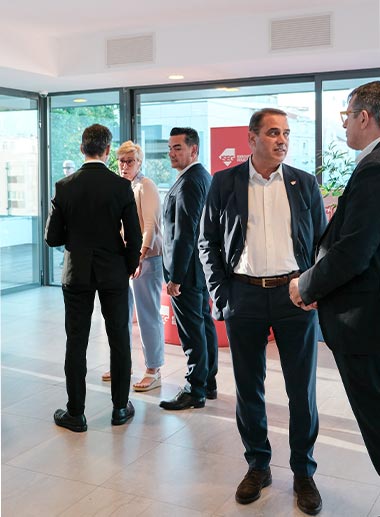 Networking Peer Feedback